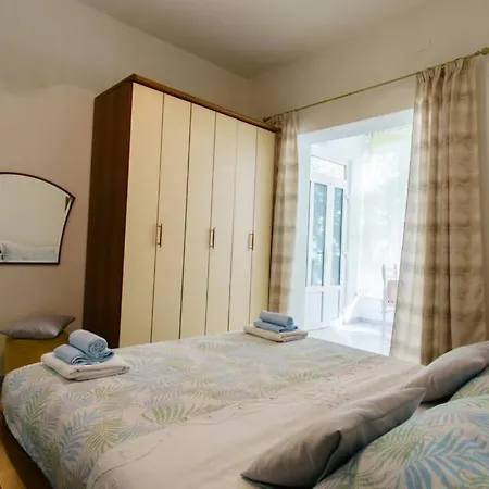 Apartment Cosey Studio For 2 Free Private Parking