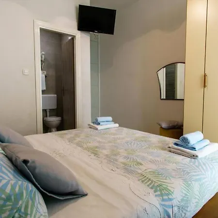 Cosey Studio For 2 Free Private Parking