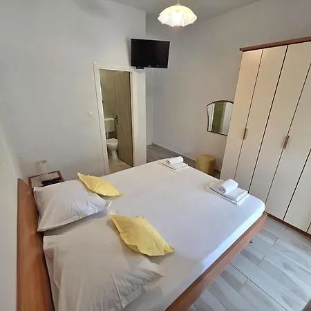 Appartamento Cosey For 2 Free Private Parking Makarska
