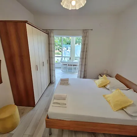 Appartamento Cosey For 2 Free Private Parking Makarska