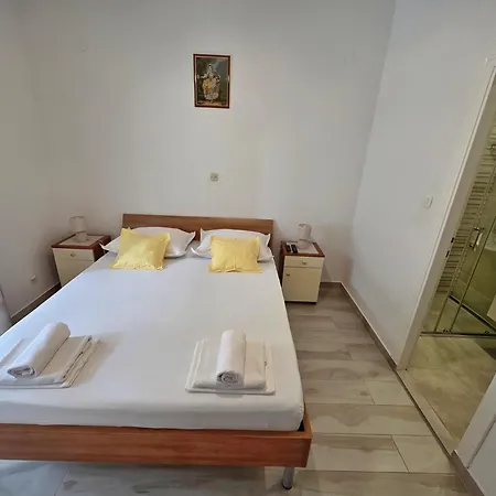 Cosey For 2 Free Private Parking * Makarska